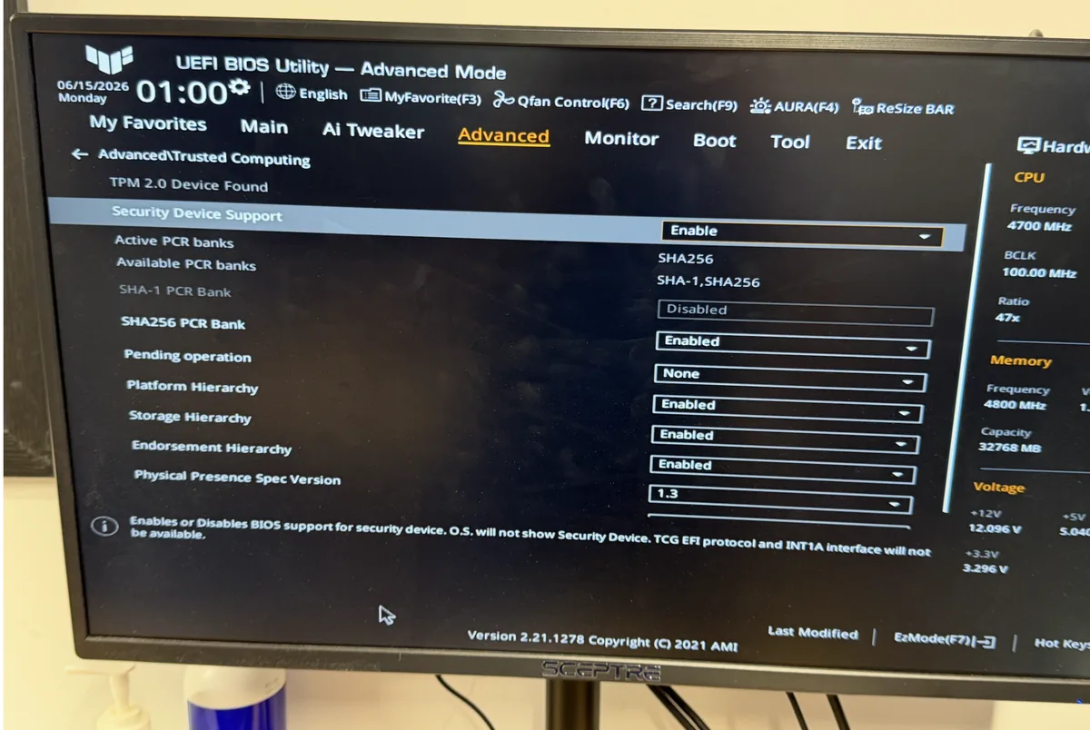 ASUS UEFI BIOS Trusted Computing menu with TPM 2.0 detected and Security Device Support set to Enable
